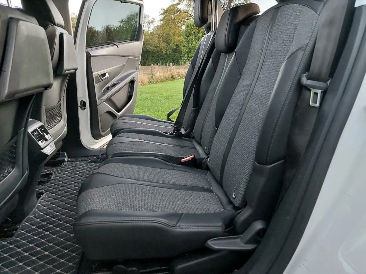 5008 Allure 1.5 BLUE HDI 130A *Full NCT* - Image 4