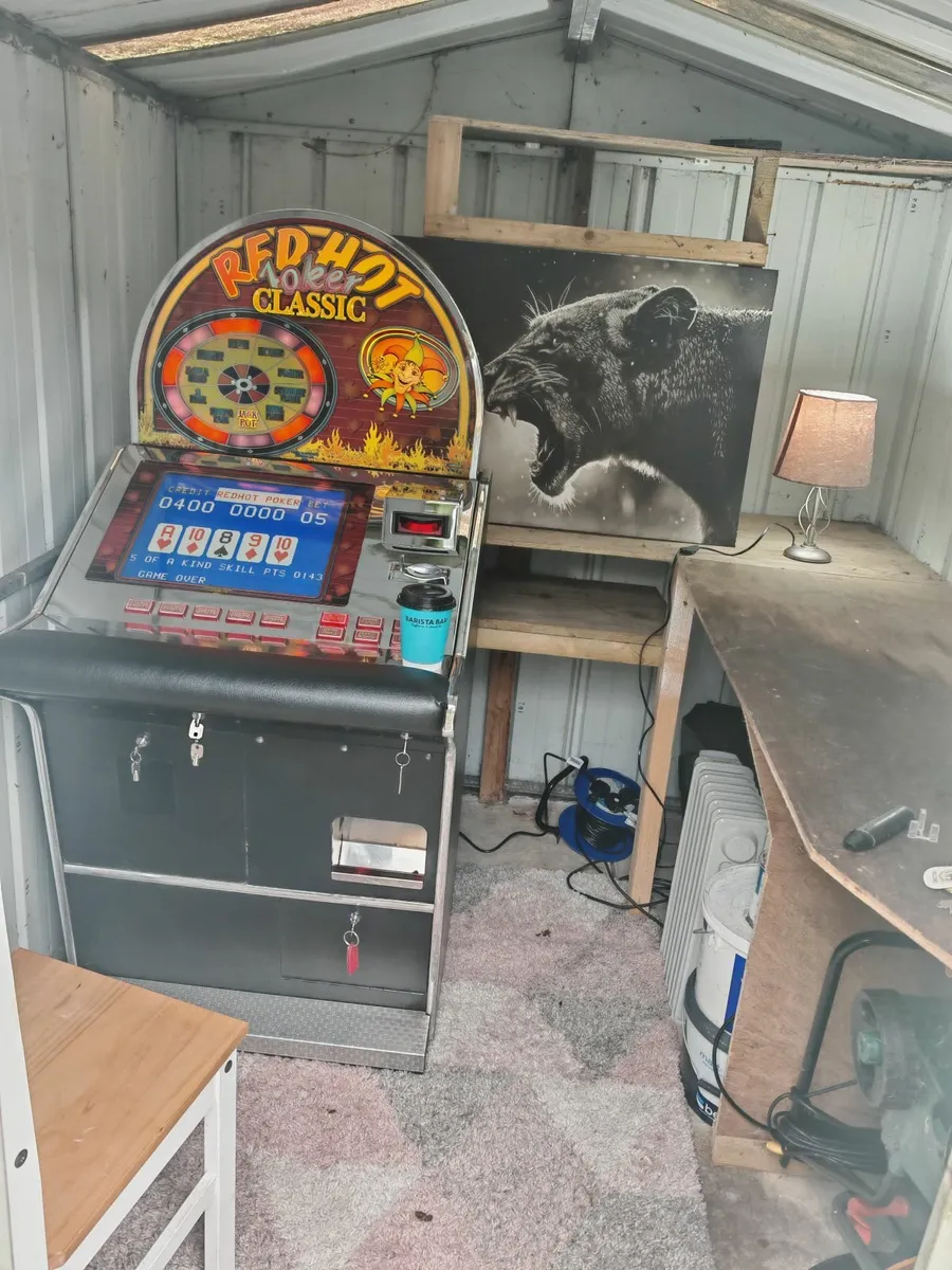 Poker machine