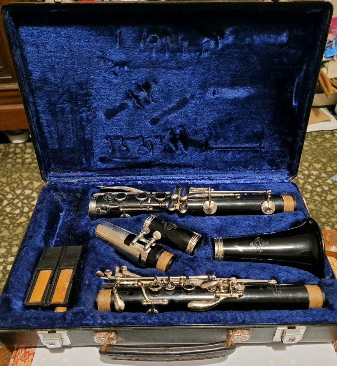 Buffet Crampon Paris B12 B Flat Clarinet - Image 1