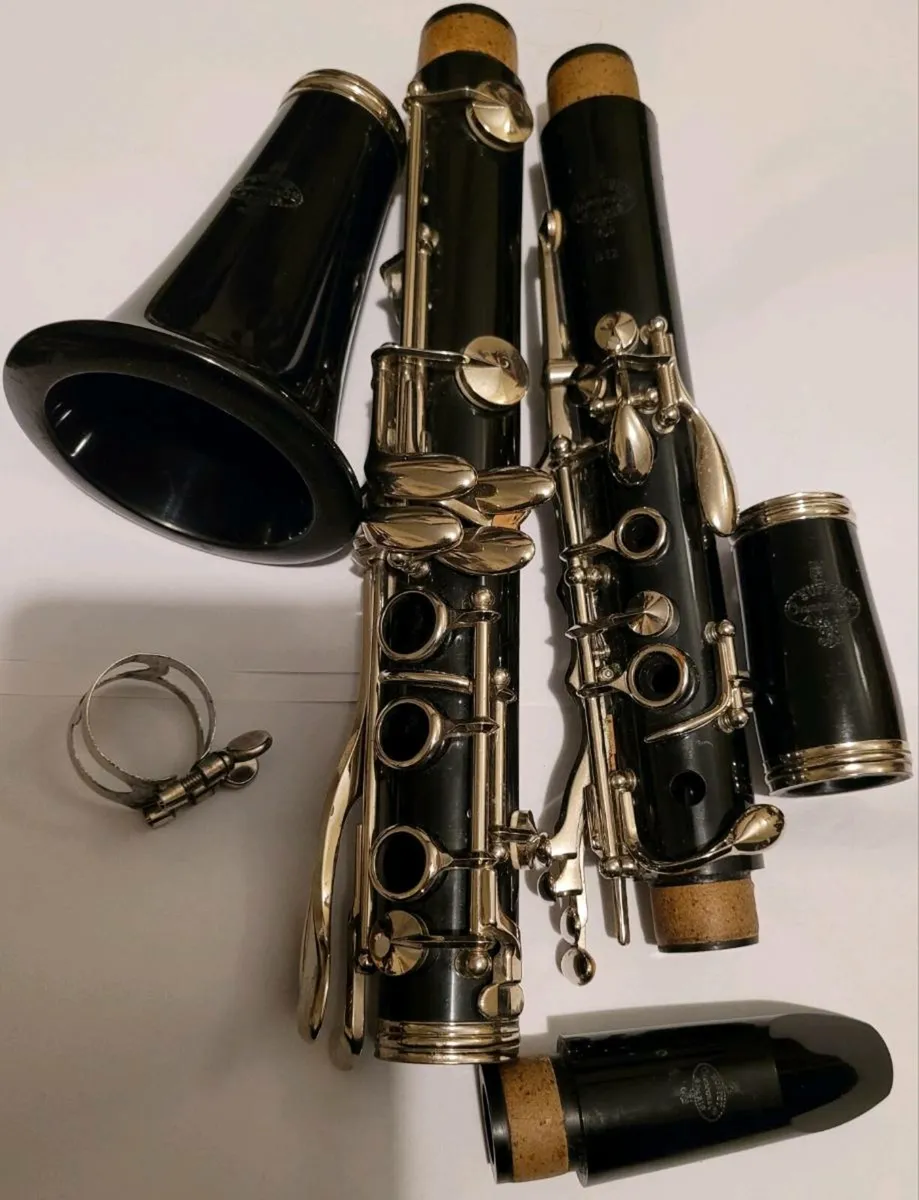 Buffet Crampon Paris B12 B Flat Clarinet - Image 2