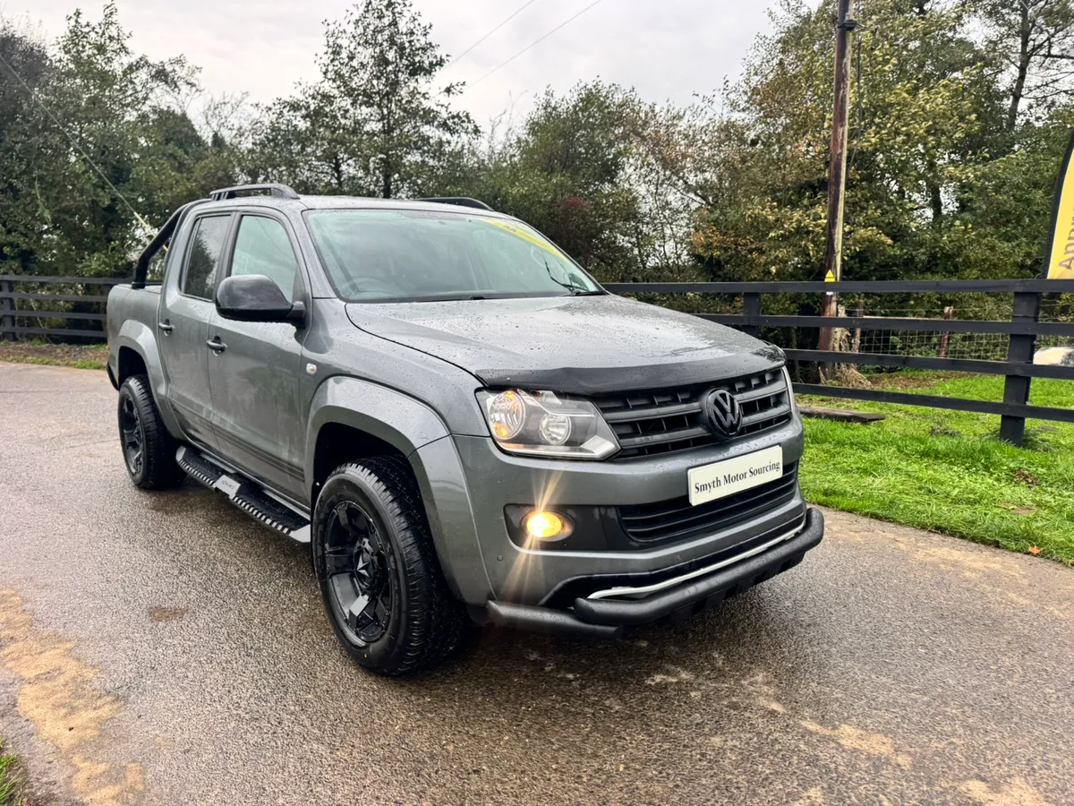 142 Vw Amarok DARK LABEL 1 of 300 made***** - Image 3