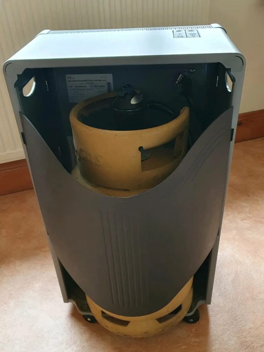 Portable Gas Fire & Partly Filled Bottle - Image 3