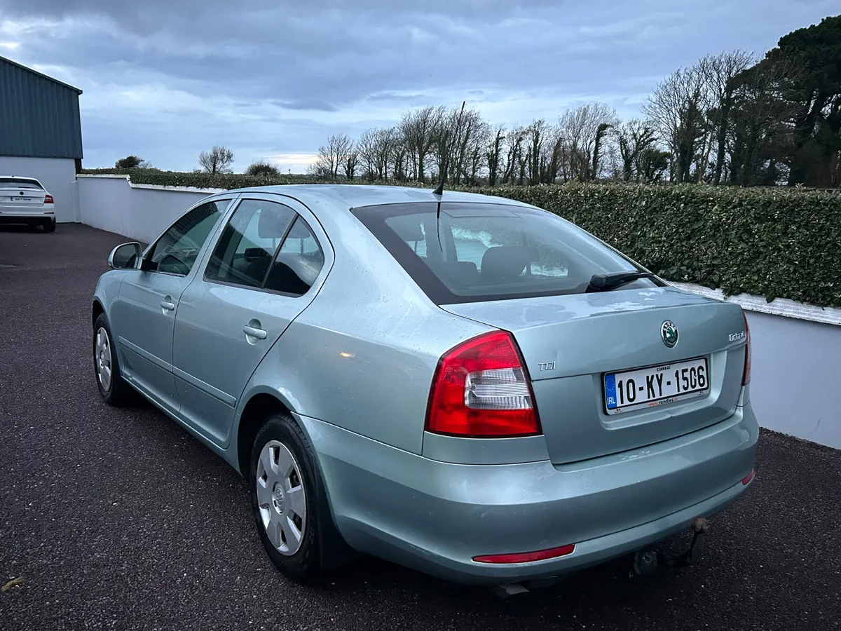 Skoda Octavia 2010 low miles new NCT - Image 3
