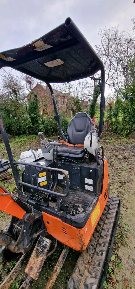mini excavator.  Plant machinery - Image 2