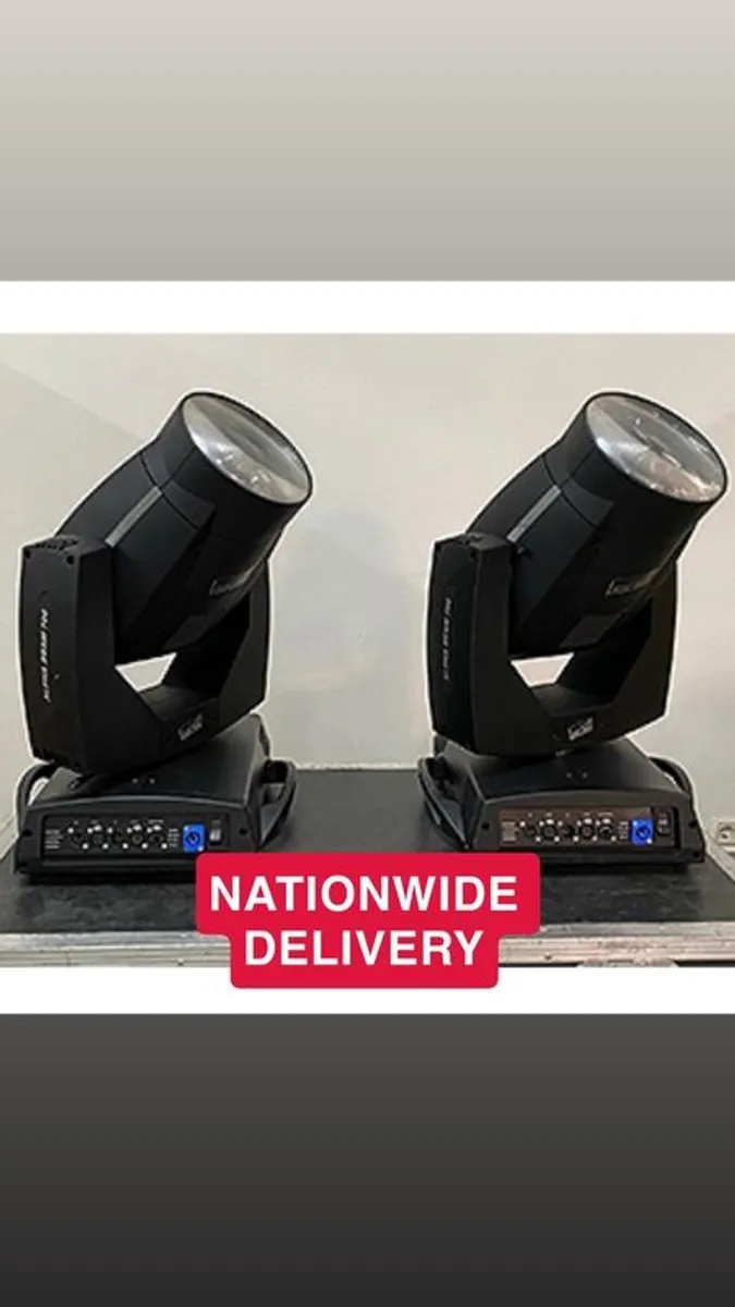 13 x Clay Paky Alpha Beam 700 w Flightcases - Image 1