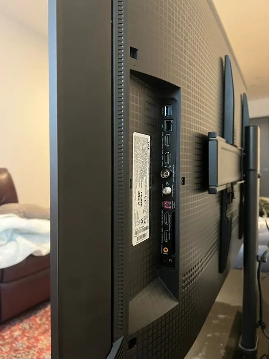 TCL C805K 50 Inch QLED Mini LED Google TV - Like New Boxed Receipt and Warranty - Image 4