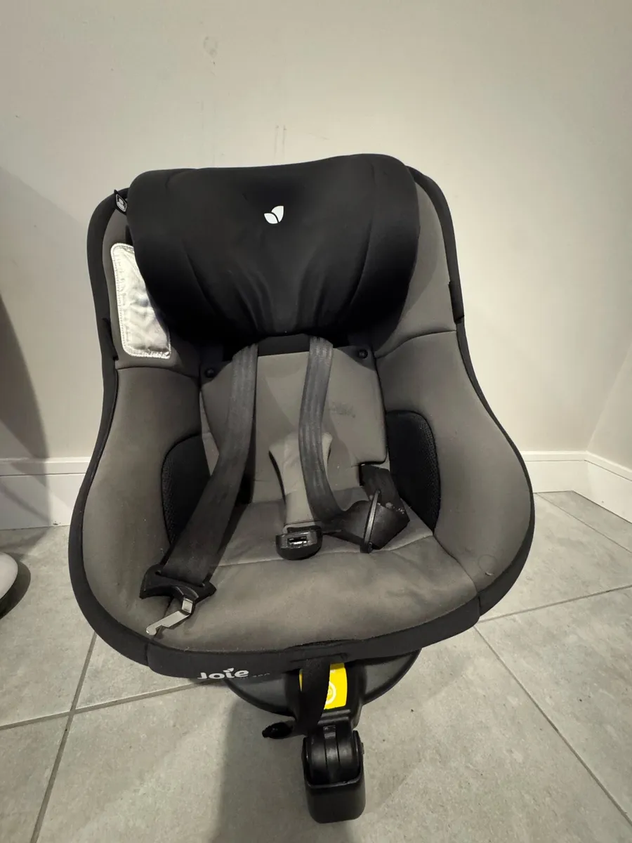 Joie car seat - Image 1