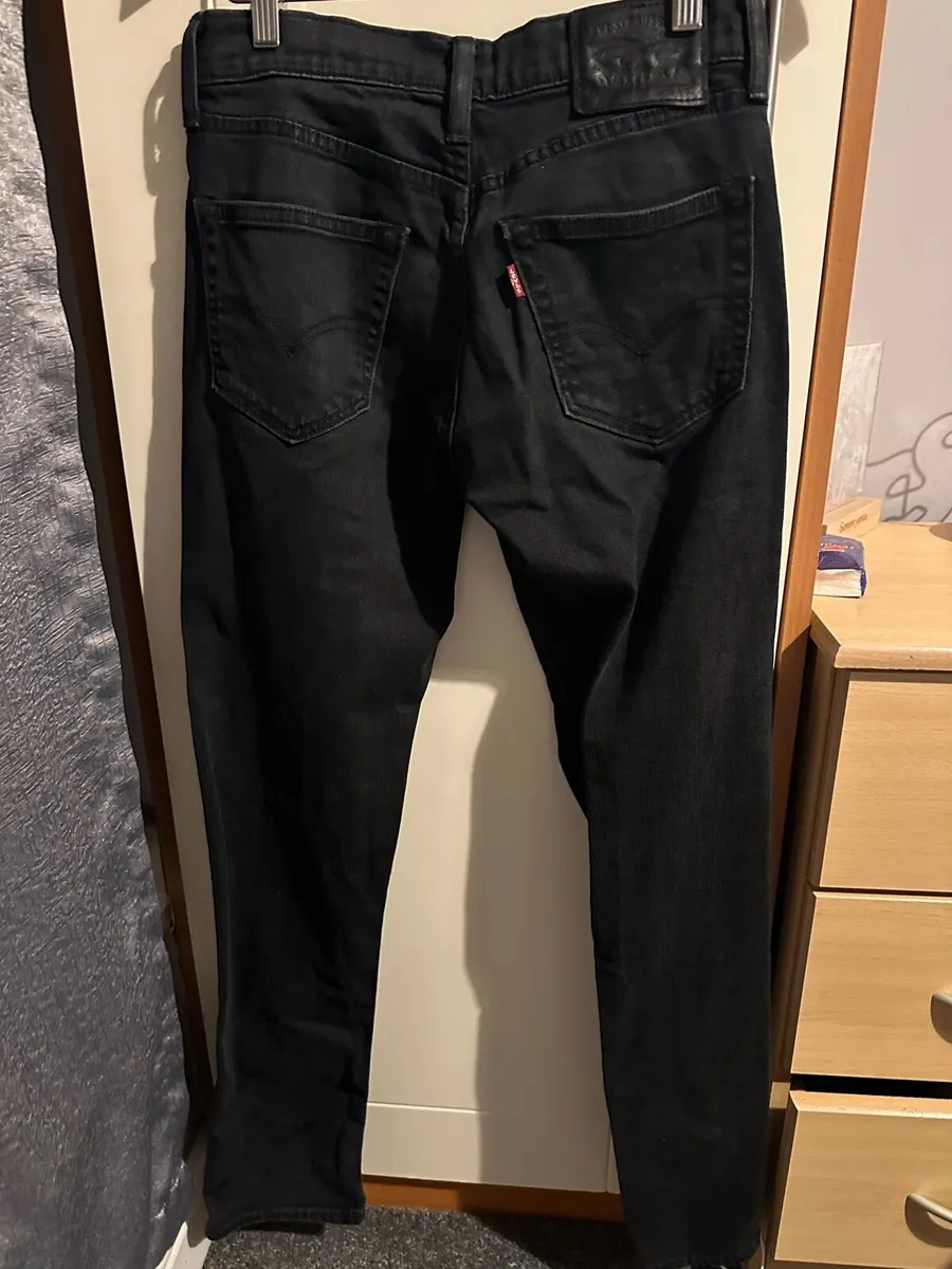 Levi’s Black Jeans for Men – Size W28 L28 - Image 2