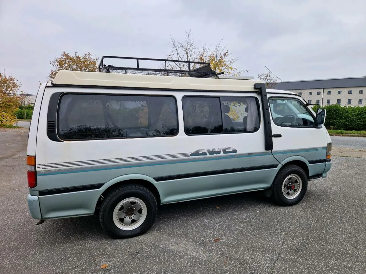 Toyota HiAce camper - Image 1