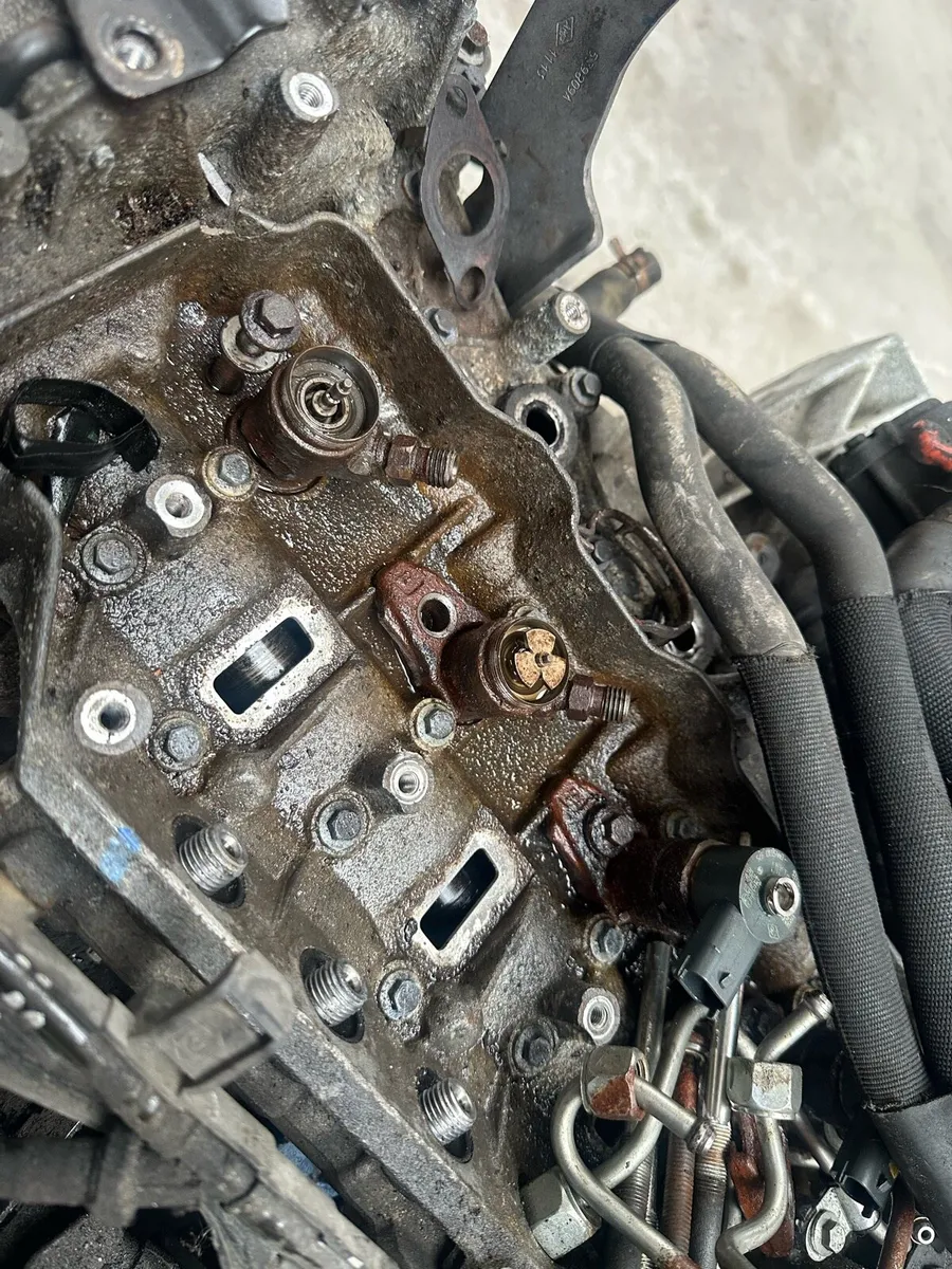 Vivaro engine - Image 4