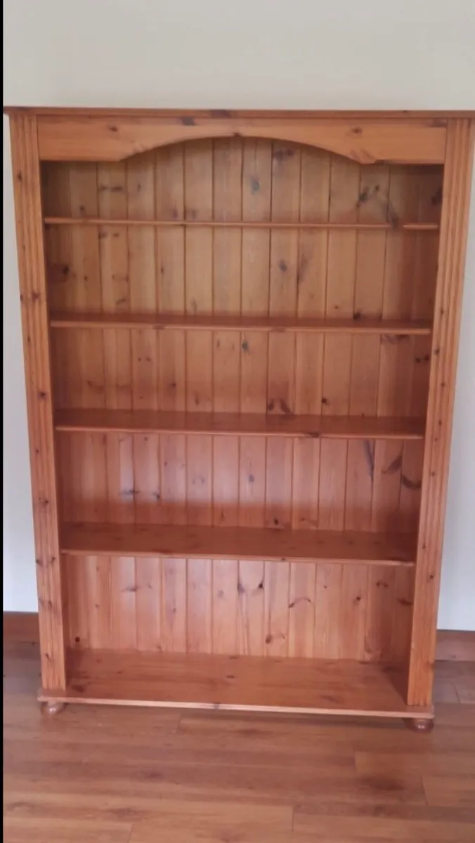 Pine bookshelf