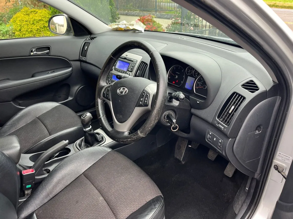 Hyundai i30 - Image 4