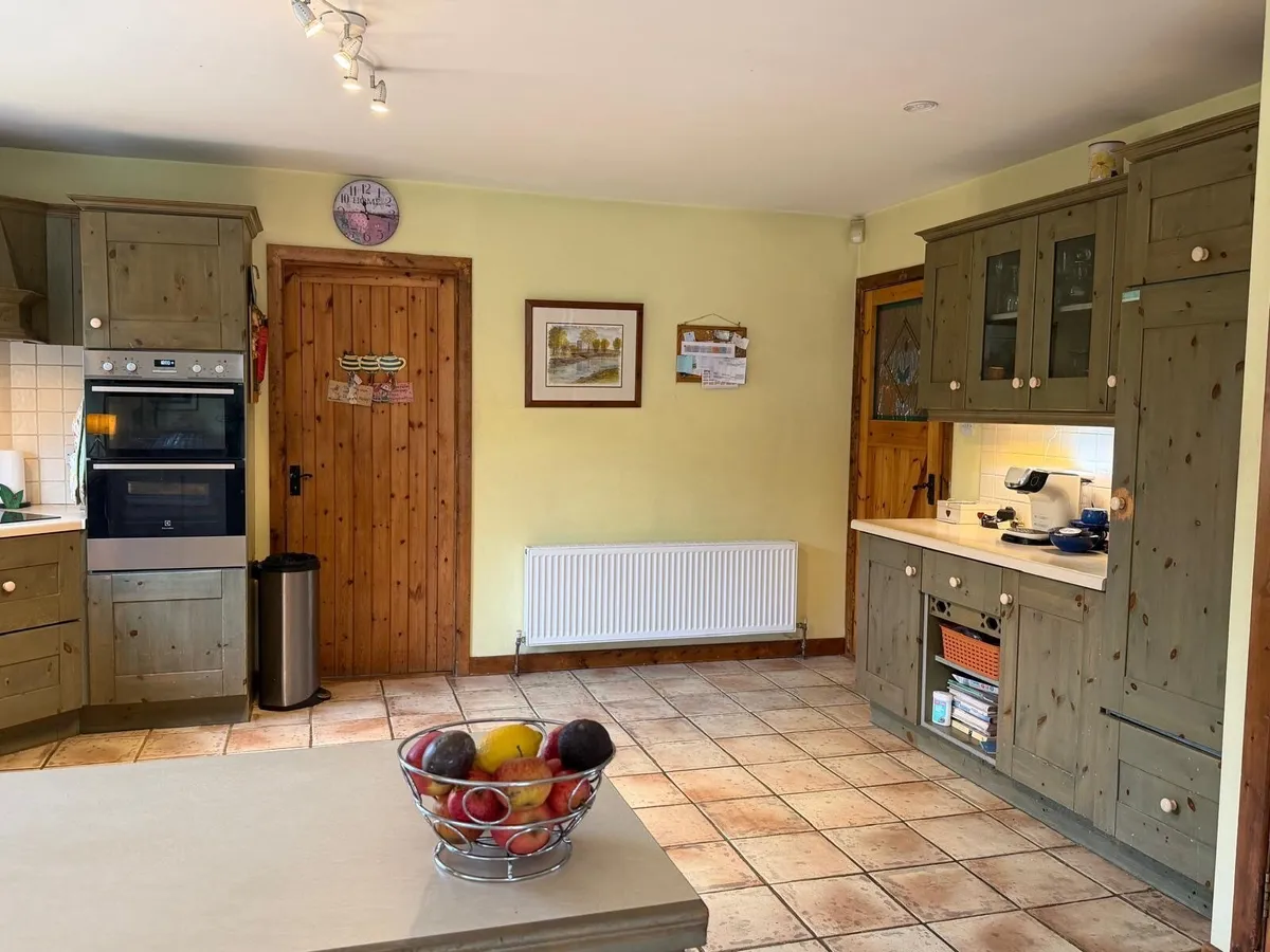 Kitchen - Image 1