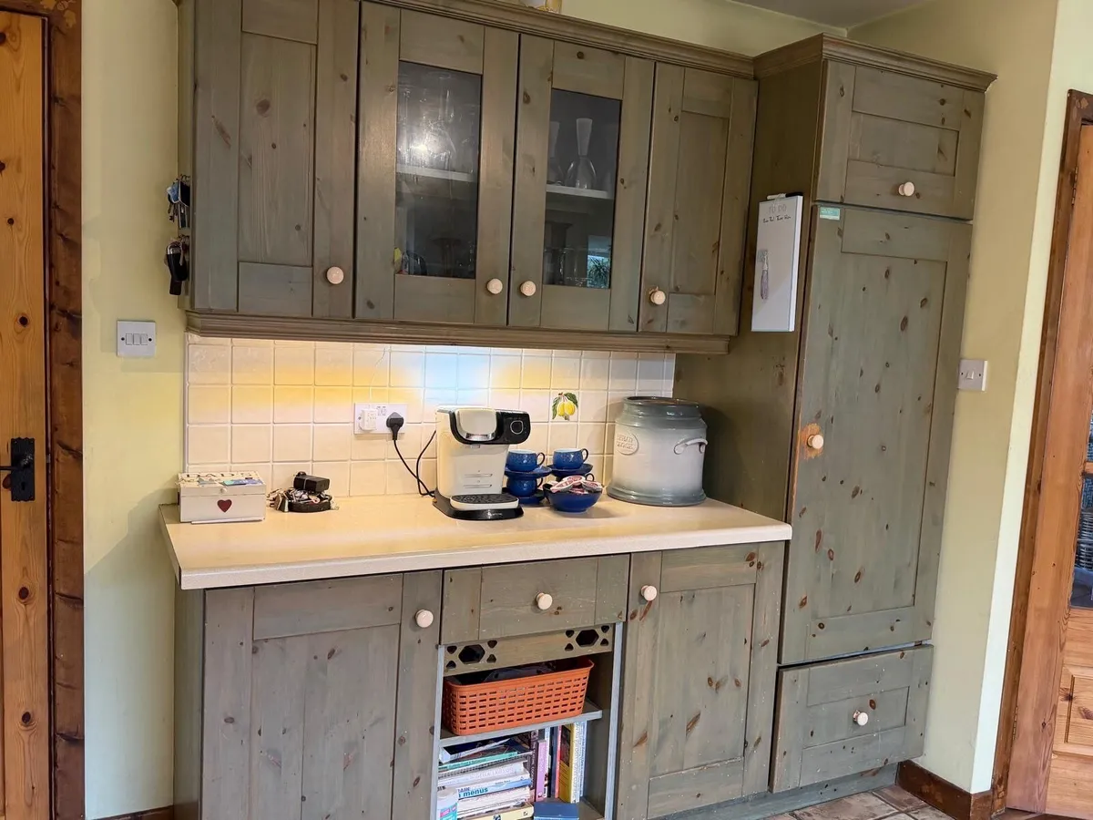Kitchen - Image 2
