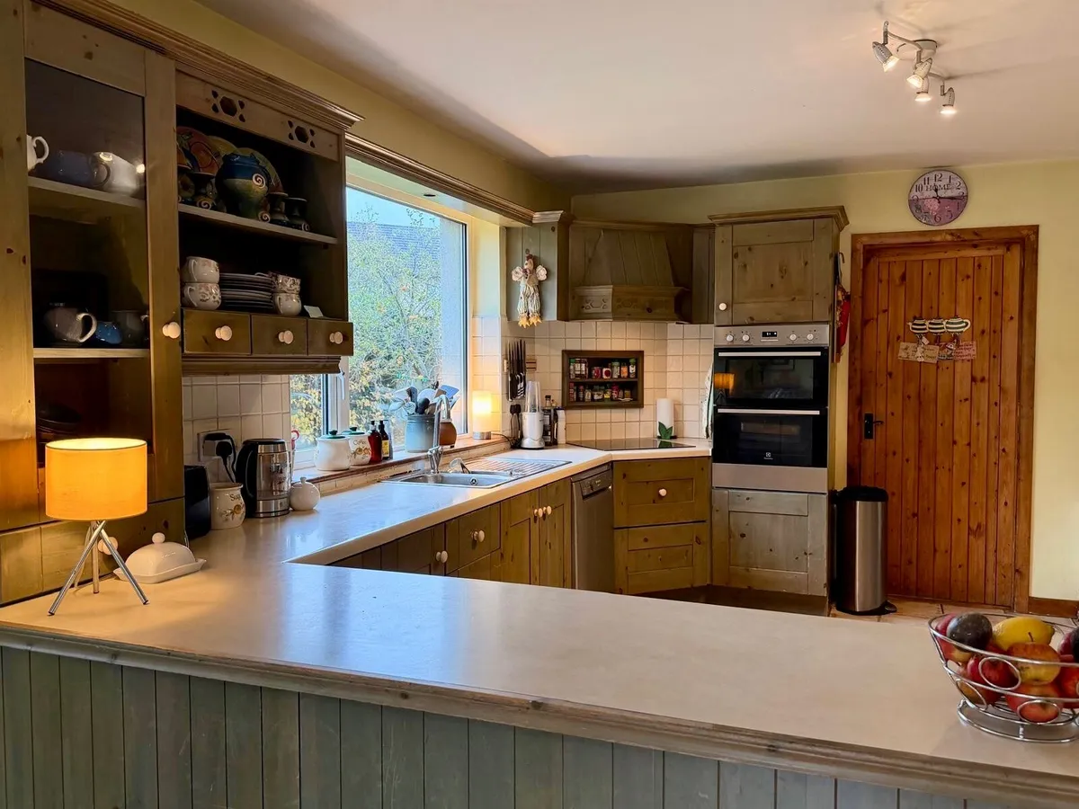 Kitchen - Image 3