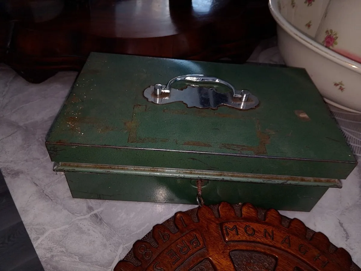 Old house stuff - Image 4