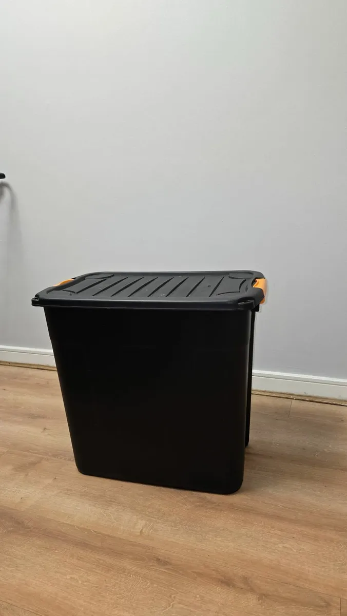Heavy-Duty ParaBox 85L Storage Box with Lid - Image 2