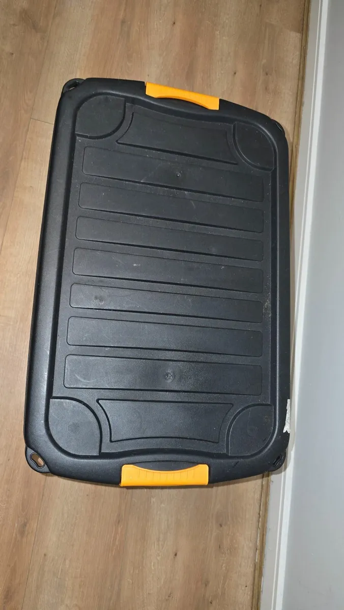 Heavy-Duty ParaBox 85L Storage Box with Lid - Image 4