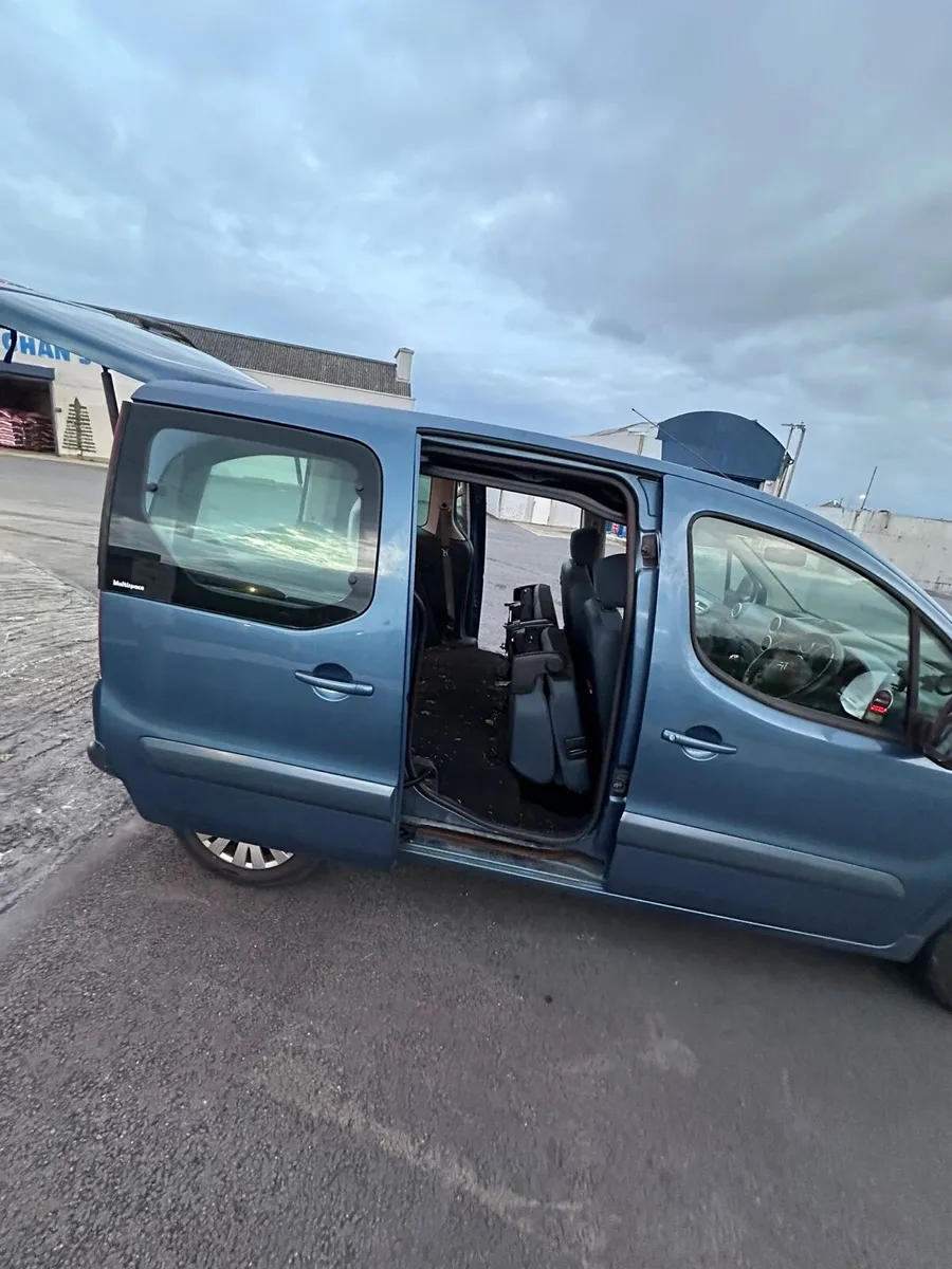 Van 2009 berlingo - Image 2