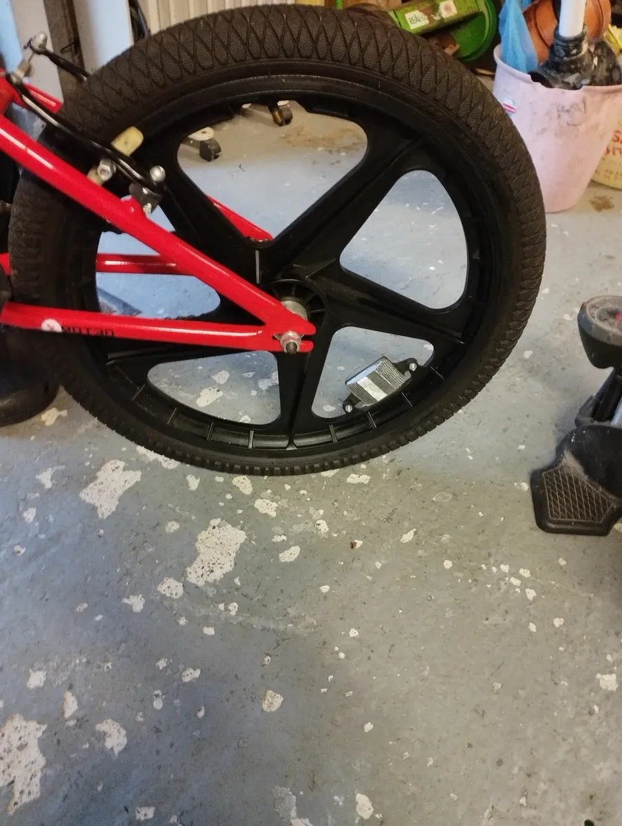 Bike - Image 3