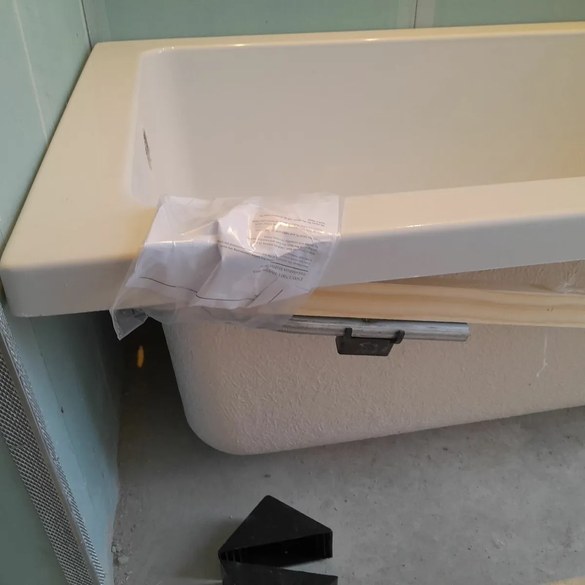 Bath - Image 4