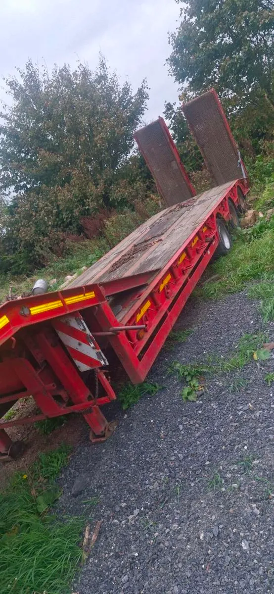 40 king low loader. - Image 2