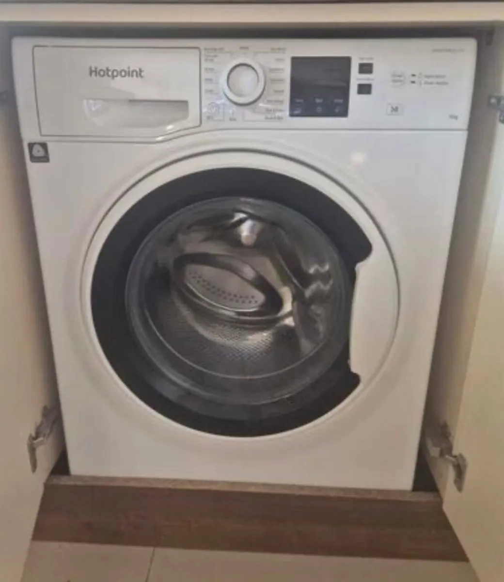 Almost new washing machine 9kg - Image 1