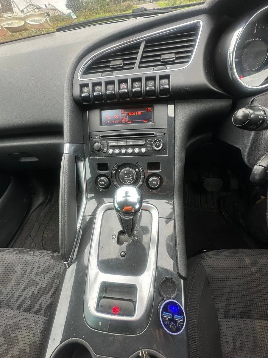 For sale Peugeot 3008 automatic - Image 4