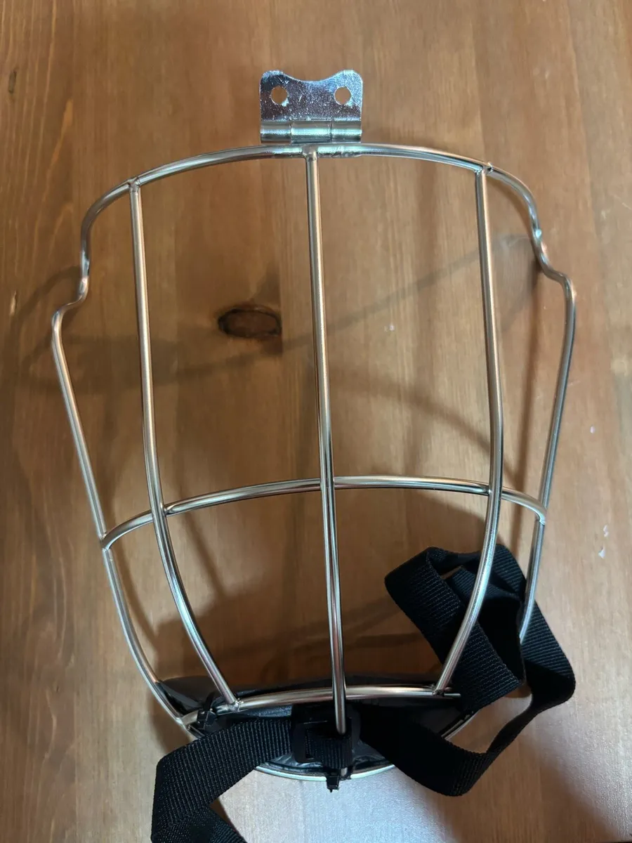 Cooper hurling helmet facegaurds - Image 3