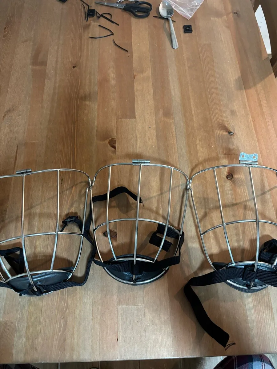 Cooper hurling helmet facegaurds - Image 4