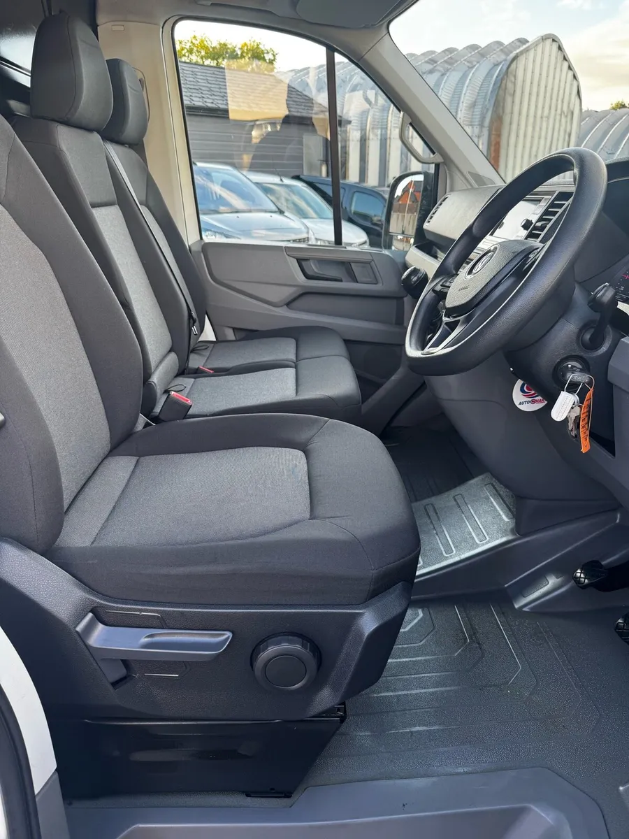 2022 VW CRAFTER 2.0 TDI 140 WORKSHOP VAN - Image 2