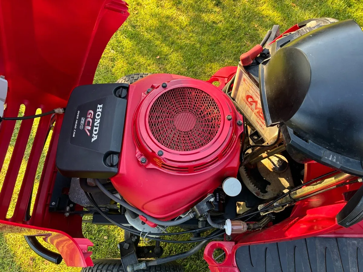 Honda 2417 hydrostatic - Image 3