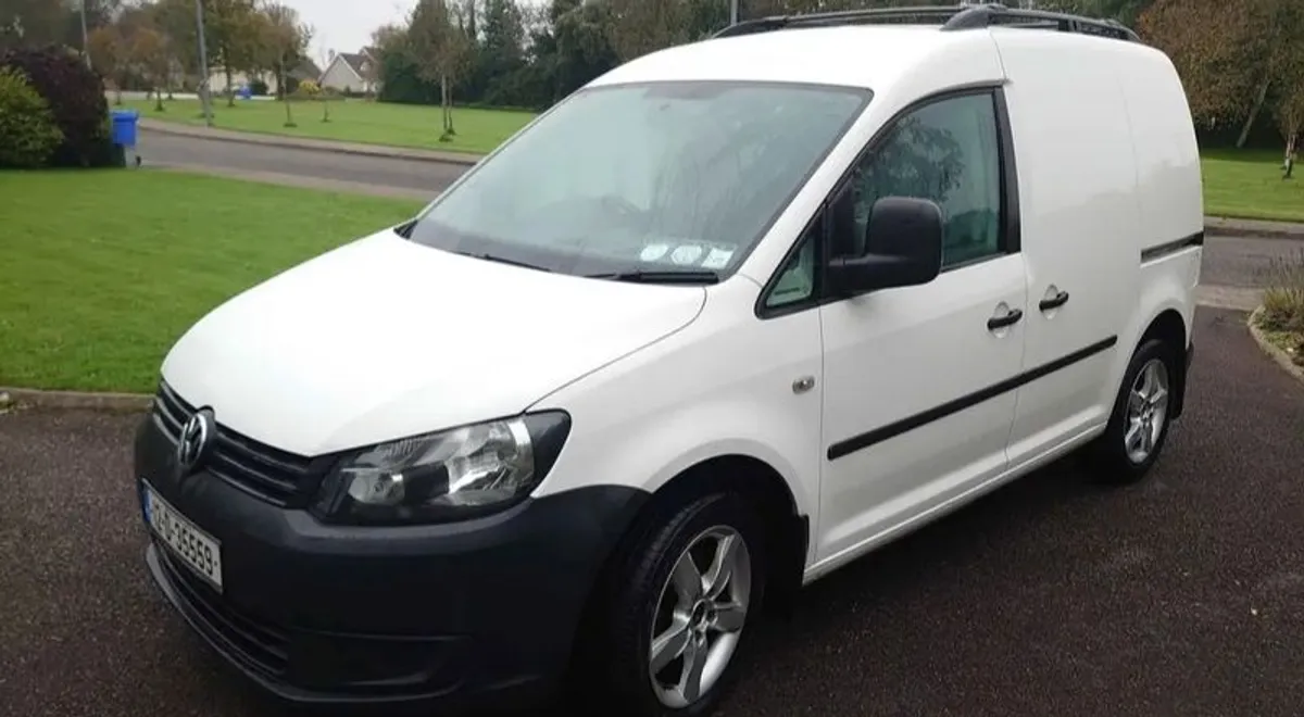 2012 Volkswagen Caddy - Image 2