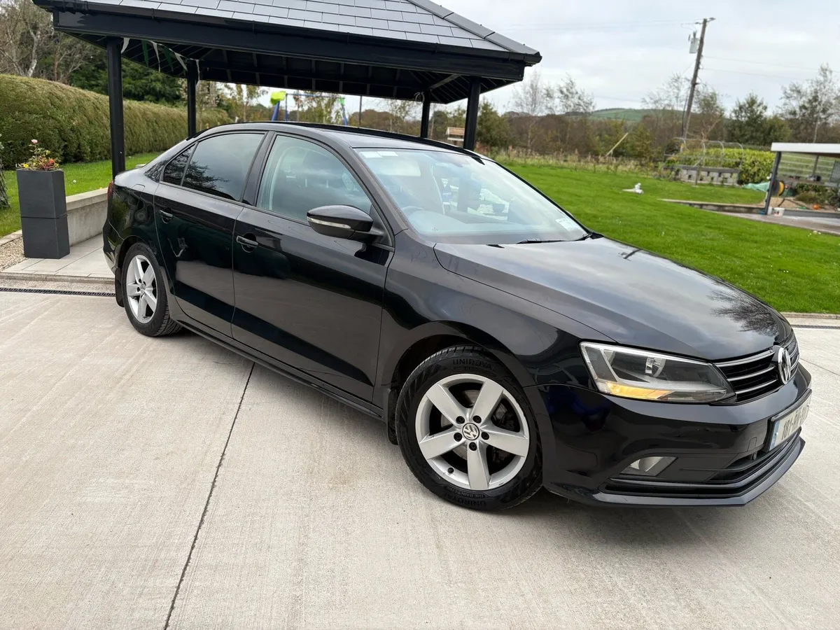 Volkswagen Jetta - Image 1