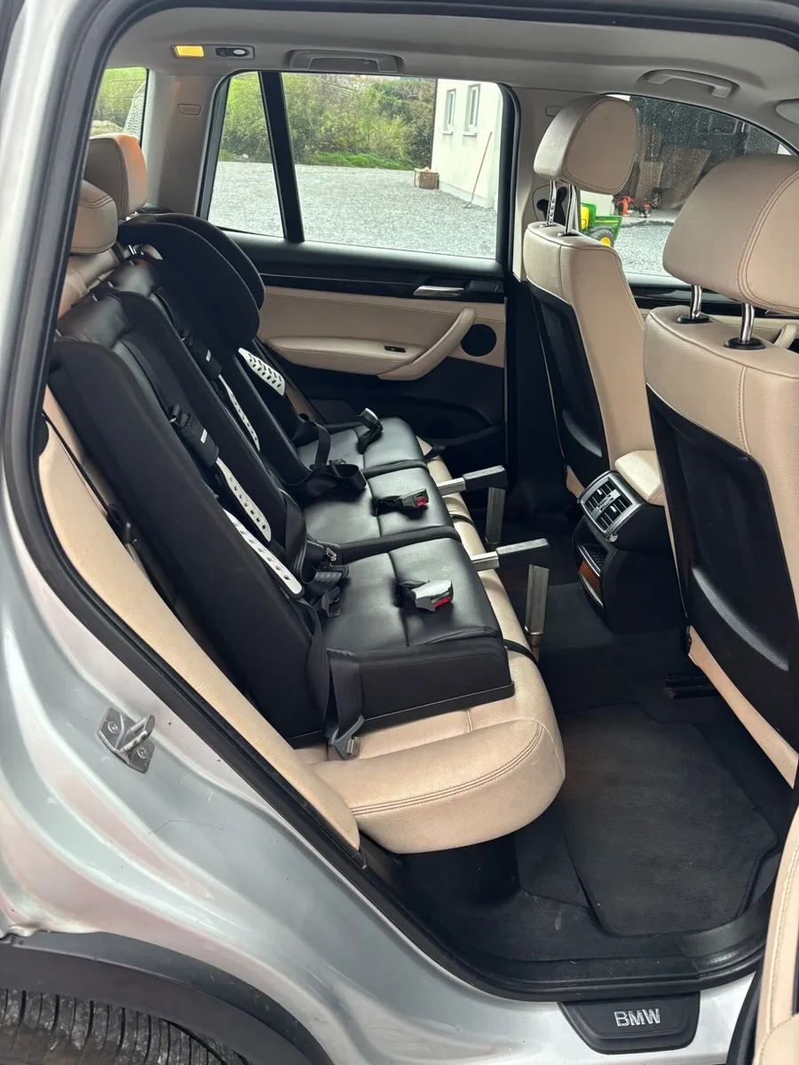 BMW X3 2014 - Image 2