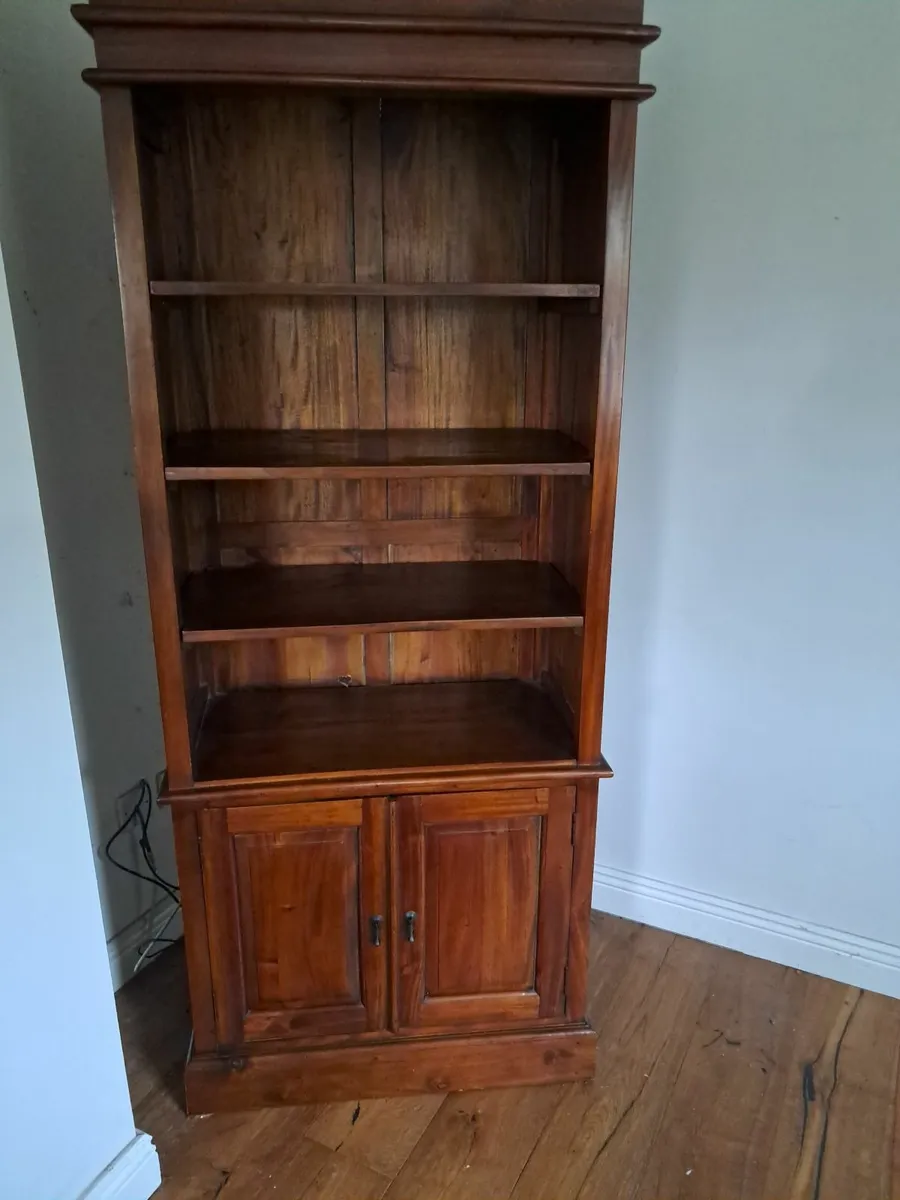 Mahogany Dresser - Image 3