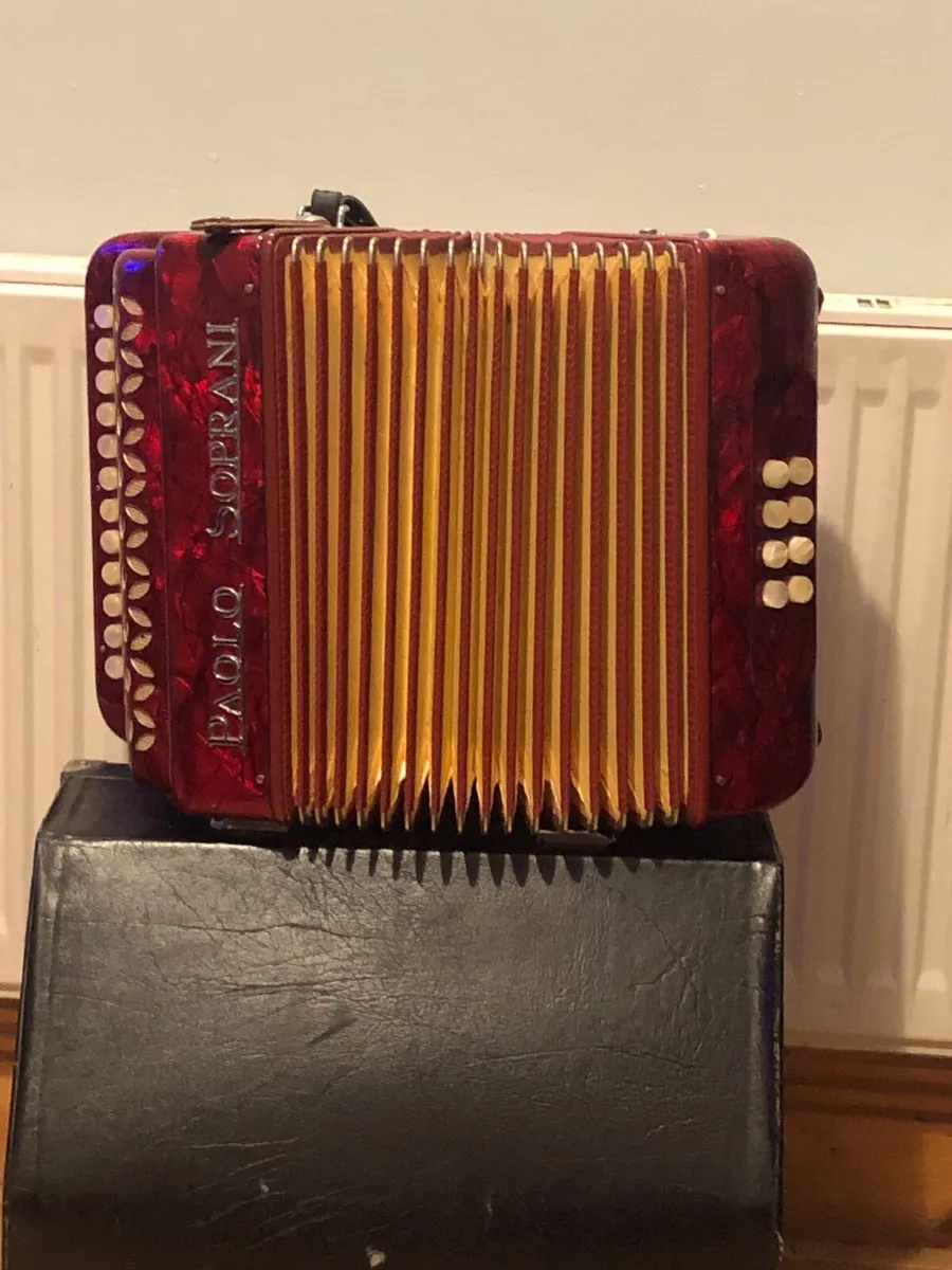 Paola Soprani Twin Coupler Accordion - BC Tuning - Image 4
