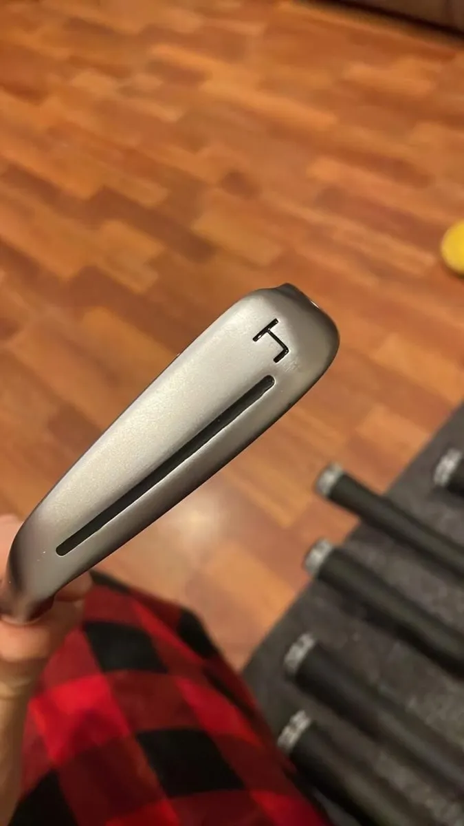 Taylormade p790 - Image 3