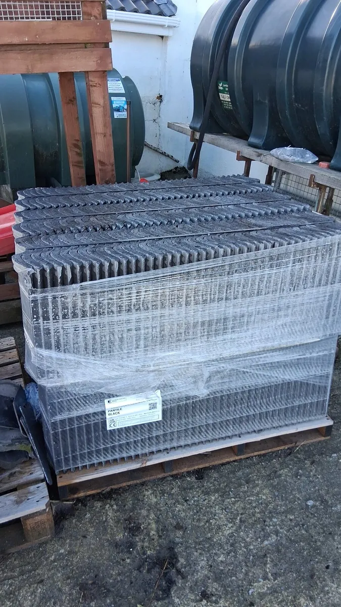 Roof tiles - Image 1