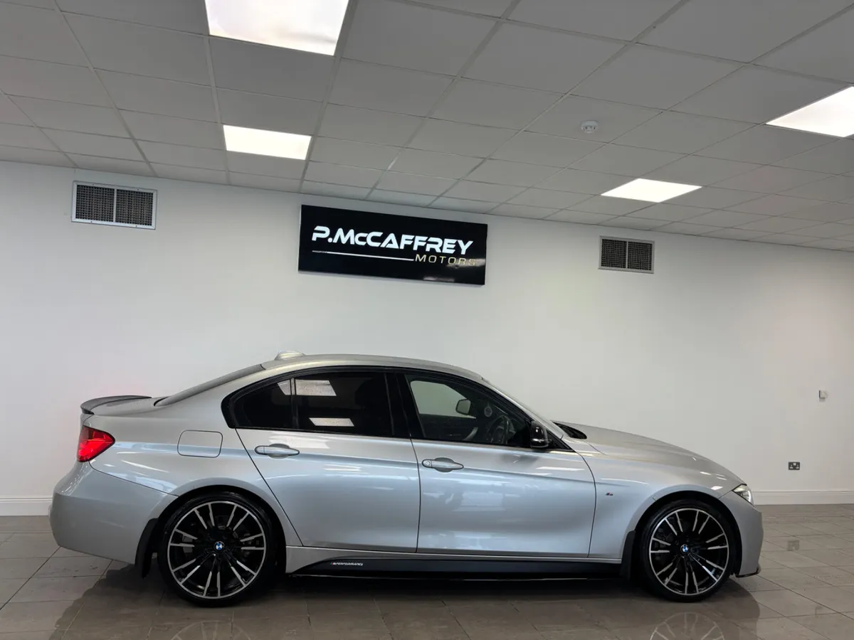 2015 BMW 320D M-SPORT F30 AUTO M-PERFORMANCE KIT - Image 2