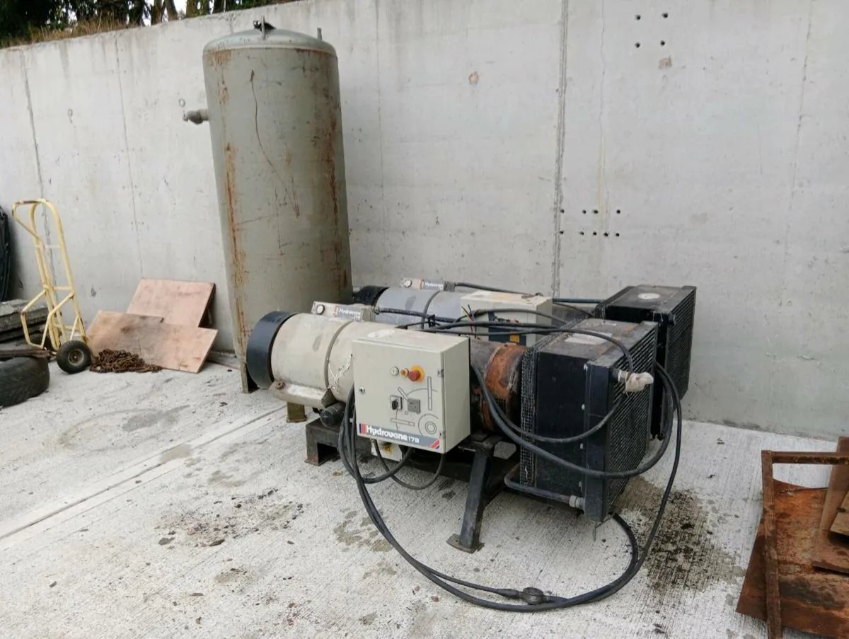 Two Hydrovane industrial compressors - Image 1