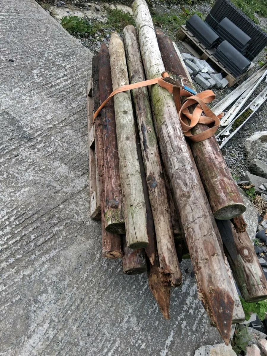 Farm fencing equipment - Image 3