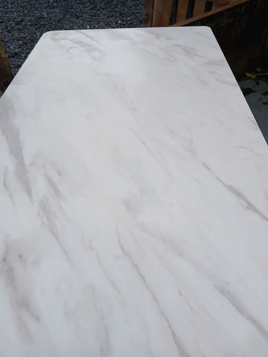 Worktop - Image 1