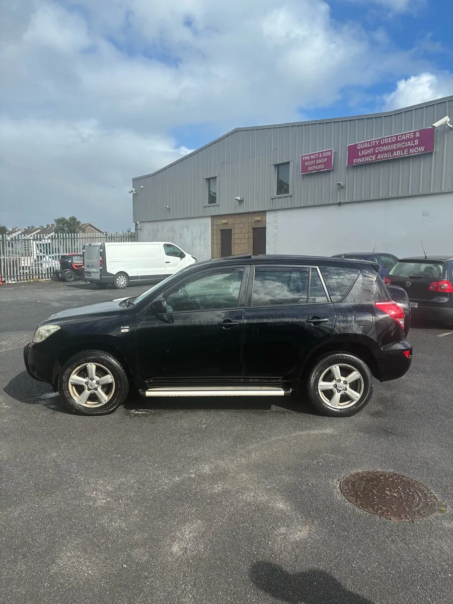 Toyota rav4 - Image 2