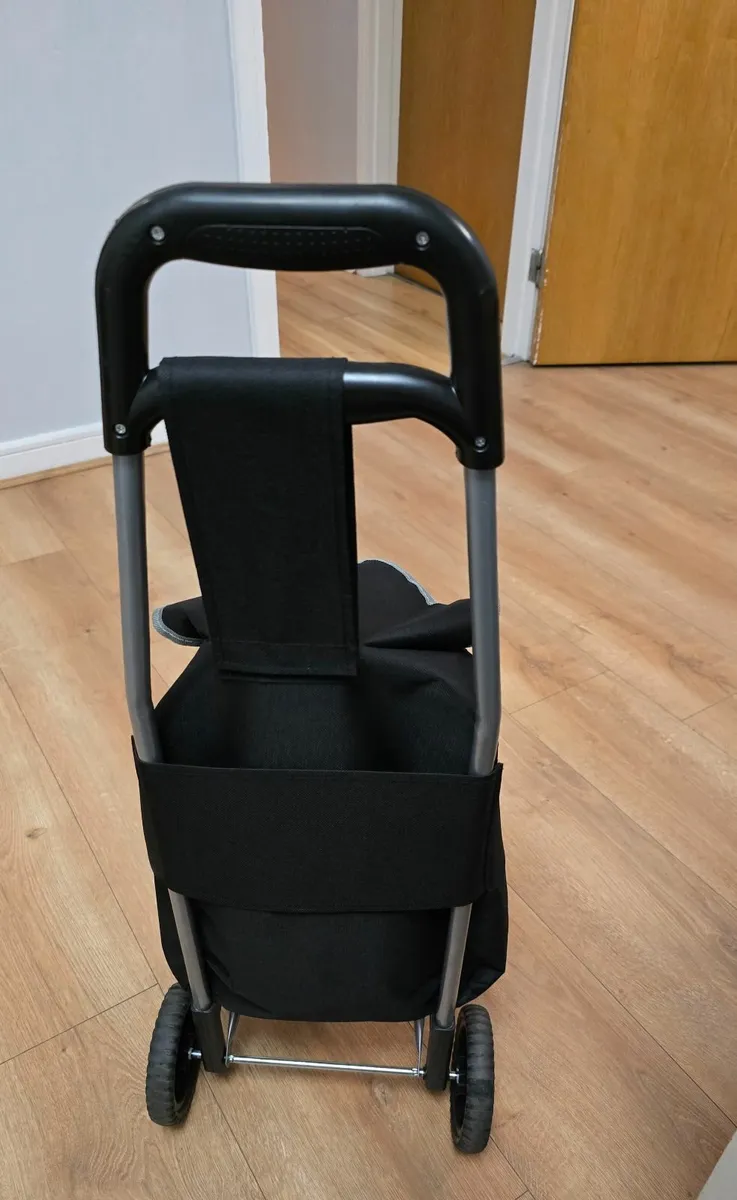 Trolley - Image 1