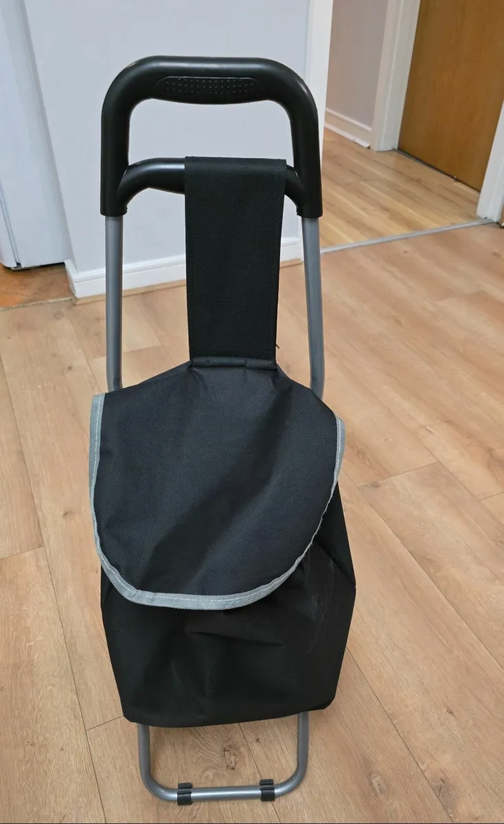 Trolley - Image 2