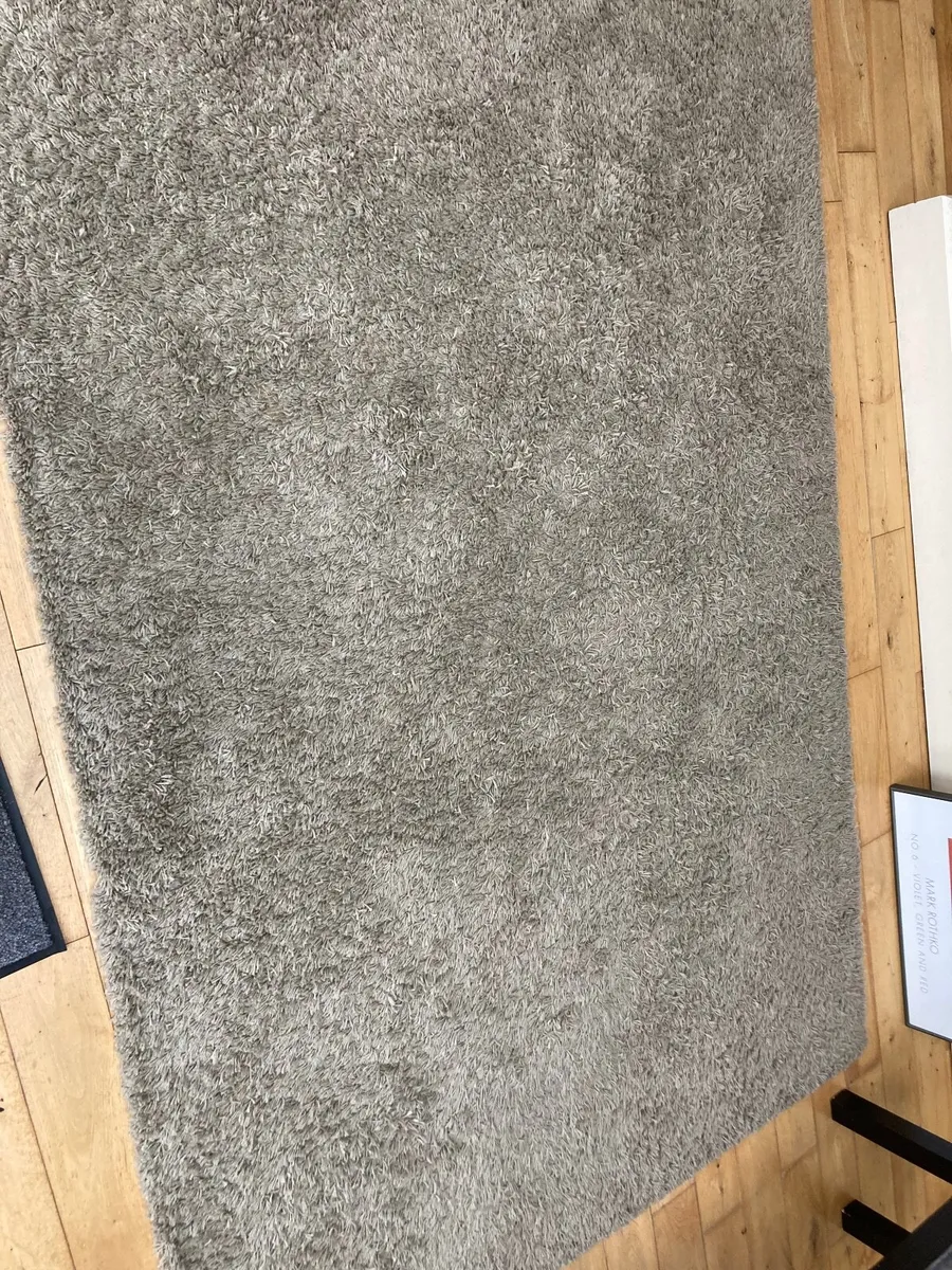 Rug - Image 4