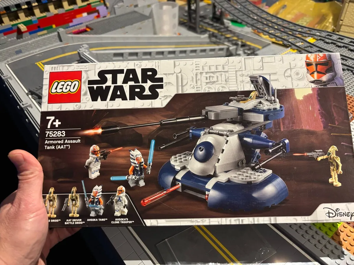 Lego 75283 - Star Wars Armored Assault Tank - Image 1