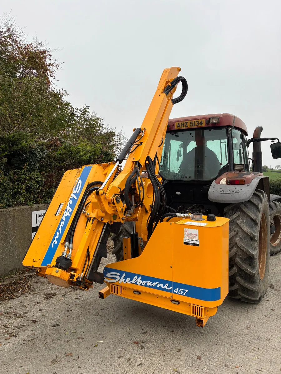 Shelbourne 457 Hedgecutter - Image 1