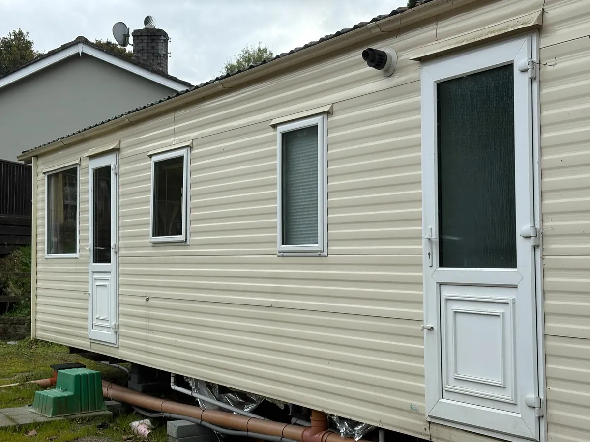 Mobile Home - Image 1